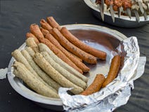 Aport lub stku kebabs przygotowywający zdjęcie stock Aport lub stku kebabs przygotowywający zdjęcie stock