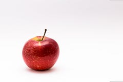 Apple ha isolato su sano fresco della frutta bianca del fondo immagini stock Apple ha isolato su sano fresco della frutta bianca del fondo immagini stock