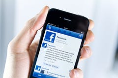 Application de Facebook sur l'iPhone d'Apple