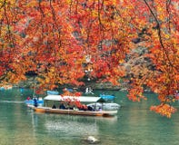 Arashiyama' s de herfst royalty-vrije stock fotografie Arashiyama' s de herfst royalty-vrije stock fotografie