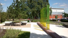 Arte contemporáneo de la calle en el parque de la sci-tecnología en Daresbury Fotografía de archivo Arte contemporáneo de la calle en el parque de la sci-tecnología en Daresbury Fotografía de archivo