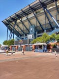 Arthur Ashe Tennis Stadium som spolar, Queens, New York, USA arkivfoton Arthur Ashe Tennis Stadium som spolar, Queens, New York, USA arkivfoton