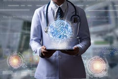 Arts die digitaal apparaat houden om hologram met globale conne te tonen stock foto's Arts die digitaal apparaat houden om hologram met globale conne te tonen stock foto's
