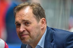Arturs Irbe, κατά τη διάρκεια του ευρο- παιχνιδιού πρόκλησης χόκεϋ μεταξύ της ομάδας Λετονία και της ομάδας Ελβετία Στοκ εικόνες με δικαίωμα ελεύθερης χρήσης Arturs Irbe, κατά τη διάρκεια του ευρο- παιχνιδιού πρόκλησης χόκεϋ μεταξύ της ομάδας Λετονία και της ομάδας Ελβετία Στοκ εικόνες με δικαίωμα ελεύθερης χρήσης