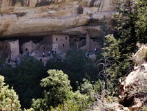 As moradias de penhasco em Mesa Verde National Park Colorado EUA Há aproximadamente 600 moradias de penhasco com o parque naciona imagens de stock As moradias de penhasco em Mesa Verde National Park Colorado EUA Há aproximadamente 600 moradias de penhasco com o parque naciona imagens de stock