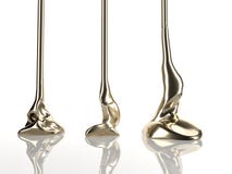 As raias da pintura ou do verniz para as unhas dourado no fundo branco fogem Gotejamento do verniz para as unhas Dreno líquido da ilustração stock As raias da pintura ou do verniz para as unhas dourado no fundo branco fogem Gotejamento do verniz para as unhas Dreno líquido da ilustração stock
