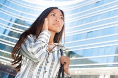 https://thumbs.dreamstime.com/t/asian-woman-walking-phoning-portrait-beautiful-businesswoman-using-cell-phone-35374186.jpg