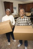 askar förbunde den moving pensionären arkivbild askar förbunde den moving pensionären arkivbild