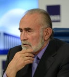 Aslambek Aslakhanov - русский политик, член совета федерации Заместитель председателя комитета Совета Федерации дальше стоковое изображение rf Aslambek Aslakhanov - русский политик, член совета федерации Заместитель председателя комитета Совета Федерации дальше стоковое изображение rf