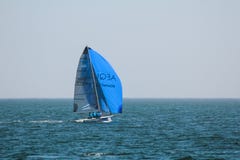 Atletas que participam na competição de navigação - regata da equipe, realizada em Odessa Ukraine SB20 - fotografia de stock Atletas que participam na competição de navigação - regata da equipe, realizada em Odessa Ukraine SB20 - fotografia de stock