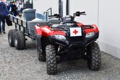 ATV как транспортное средство Красного Креста стоковое фото rf ATV как транспортное средство Красного Креста стоковое фото rf