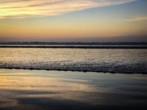Aucune personnes au coucher du soleil au-dessus de l'Océan Atlantique de la plage d'Agadir, Maroc, Afrique photo stock Aucune personnes au coucher du soleil au-dessus de l'Océan Atlantique de la plage d'Agadir, Maroc, Afrique photo stock