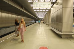 Augustus 2018 Metropolitaanse Lijn 8A Novoperedelkinopost stock fotografie Augustus 2018 Metropolitaanse Lijn 8A Novoperedelkinopost stock fotografie