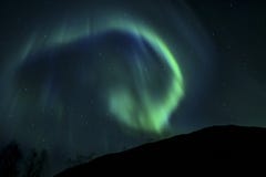 AURORA BLU NEL CIELO ARTICO immagini stock AURORA BLU NEL CIELO ARTICO immagini stock