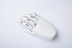 Automatyzująca robot ręka na białym tle obraz stock Automatyzująca robot ręka na białym tle obraz stock
