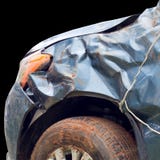 Autoongeval, is Er schade, op zwarte achtergrond Royalty-vrije Stock Afbeelding Autoongeval, is Er schade, op zwarte achtergrond Royalty-vrije Stock Afbeelding