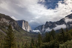 Autumn View cênico, Yosemite, Ca imagem de stock royalty free Autumn View cênico, Yosemite, Ca imagem de stock royalty free
