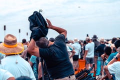 Avalon, Melbourne, Australië - breng 3, 2019 in de war: Fotograaf bij airshow stock fotografie Avalon, Melbourne, Australië - breng 3, 2019 in de war: Fotograaf bij airshow stock fotografie