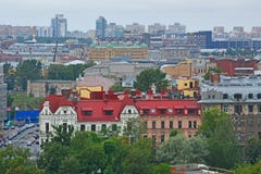 Avenue de Kronverksky et île de Petrogradsky de taille du bird& x27 ; vol de s dans le St Petersbourg, Russie Photographie stock libre de droits Avenue de Kronverksky et île de Petrogradsky de taille du bird& x27 ; vol de s dans le St Petersbourg, Russie Photographie stock libre de droits