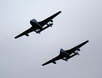 Avions tôt de chasseur à réaction de siège jumeau et unique de vampire de DeHavilland Photo libre de droits Avions tôt de chasseur à réaction de siège jumeau et unique de vampire de DeHavilland Photo libre de droits