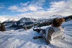 avslappnande snow för strand royaltyfria bilder avslappnande snow för strand royaltyfria bilder