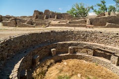 Aztecen fördärvar den nationella monumentet i nytt - Mexiko arkivbild Aztecen fördärvar den nationella monumentet i nytt - Mexiko arkivbild