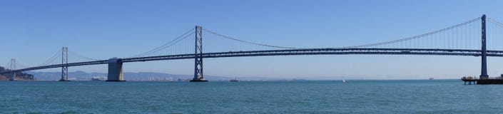 Baaibrug in San Francisco aan Oakland royalty-vrije stock fotografie Baaibrug in San Francisco aan Oakland royalty-vrije stock fotografie