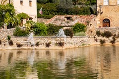 Bagno Vignoni - Toscanië Italië stock afbeelding Bagno Vignoni - Toscanië Italië stock afbeelding