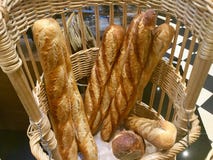 Baguettes dentro imagens de stock royalty free Baguettes dentro imagens de stock royalty free