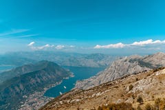 Baie de Kotor des tailles photographie stock libre de droits Baie de Kotor des tailles photographie stock libre de droits