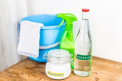 Baking soda with vinegar, natural mix for effective house cleani