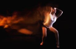 Balletdanser het stellen op zwarte studioachtergrond stock foto's Balletdanser het stellen op zwarte studioachtergrond stock foto's