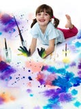 Bambina che gioca con i colori Fotografie Stock Libere da Diritti Bambina che gioca con i colori Fotografie Stock Libere da Diritti