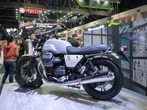 Bangkok, Tailandia - 30 novembre 2018: Motociclo ed accessorio all'EXPO 2018 del MOTORE internazionale dell'Expo 2018 del motore fotografia stock Bangkok, Tailandia - 30 novembre 2018: Motociclo ed accessorio all'EXPO 2018 del MOTORE internazionale dell'Expo 2018 del motore fotografia stock