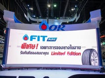 Bangkok, Thailand - November 30, 2018: Leider van de het Gasenergie van PTT de Blauwe bij van de Motorexpo 2018 van Thailand de I royalty-vrije stock foto's Bangkok, Thailand - November 30, 2018: Leider van de het Gasenergie van PTT de Blauwe bij van de Motorexpo 2018 van Thailand de I royalty-vrije stock foto's