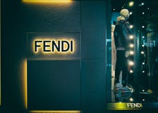 fendi shopping logo