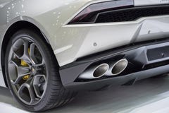 BANGUECOQUE - 10 de dezembro de 2015: carro do lamborghini na exposição em tailandês imagens de stock royalty free BANGUECOQUE - 10 de dezembro de 2015: carro do lamborghini na exposição em tailandês imagens de stock royalty free