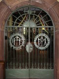 Baranow Sandomierski, porte ed interno di vecchia chiesa immagini stock Baranow Sandomierski, porte ed interno di vecchia chiesa immagini stock