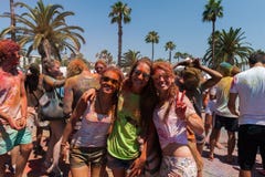BARCELONA HISZPANIA, LIPIEC, - 9, 2016: Holi festiwal obrazy stock BARCELONA HISZPANIA, LIPIEC, - 9, 2016: Holi festiwal obrazy stock