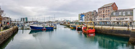 Barche attraccate al barbacane in Plymouth, Devon immagine stock libera da diritti Barche attraccate al barbacane in Plymouth, Devon immagine stock libera da diritti