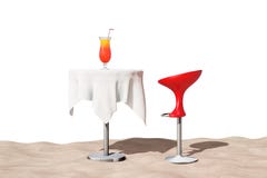 Barrez le tabouret moderne près du Tableau avec le cocktail tropical rouge sur SA illustration libre de droits Barrez le tabouret moderne près du Tableau avec le cocktail tropical rouge sur SA illustration libre de droits
