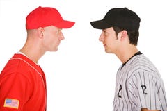 Baseball: Spieler von gegenüberliegendem Team-Stand-Auge zum Auge stockbild Baseball: Spieler von gegenüberliegendem Team-Stand-Auge zum Auge stockbild