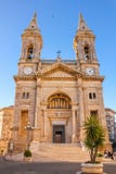 Basiliek van heilige Medici Cosma en Damiano, Alberobello, Italië Alberobello Apulia Italië stock afbeelding Basiliek van heilige Medici Cosma en Damiano, Alberobello, Italië Alberobello Apulia Italië stock afbeelding