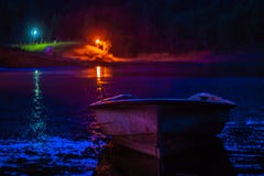 Bateau éclairé par la lune images stock Bateau éclairé par la lune images stock
