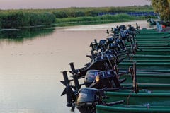 Bateaux de pêche au delta de Danube images stock Bateaux de pêche au delta de Danube images stock
