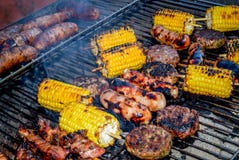 BBQ τρόφιμα στοκ φωτογραφίες με δικαίωμα ελεύθερης χρήσης BBQ τρόφιμα στοκ φωτογραφίες με δικαίωμα ελεύθερης χρήσης