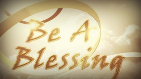 Be a Blessing This Thanksgiving