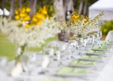 Beach Wedding Decor Table Setting And Flowers Royalty Free Stock Images Beach Wedding Decor Table Setting And Flowers Royalty Free Stock Images