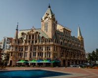 Beau bâtiment à la place de l'Europe à Batumi, la Géorgie photos libres de droits Beau bâtiment à la place de l'Europe à Batumi, la Géorgie photos libres de droits