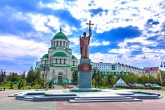 Monument to Saint Vladimir the Baptist and Vladimir Cathedral, Astrakhan, Russia royalty free stock photography Monument to Saint Vladimir the Baptist and Vladimir Cathedral, Astrakhan, Russia royalty free stock photography